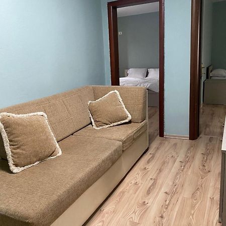 Itan'S Apartments Tirana Bagian luar foto